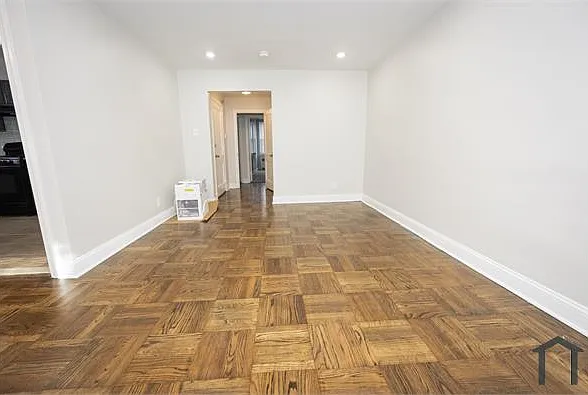 906 E Vernon Rd #1 — Photo 7