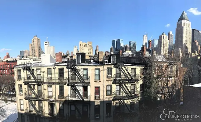 Rented by City Connections Realty | media 19