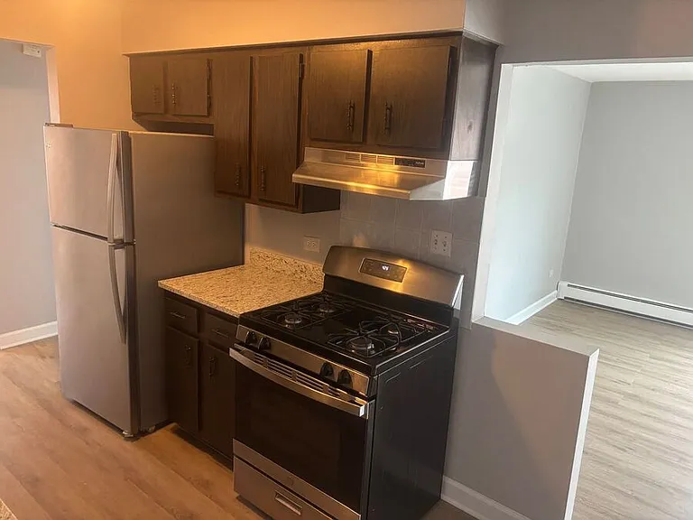 10430 Mayfield Ave #2D — Photo 2