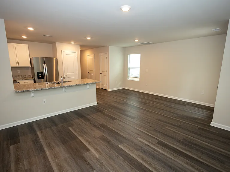 627 Golden Resin Rd — Photo 3