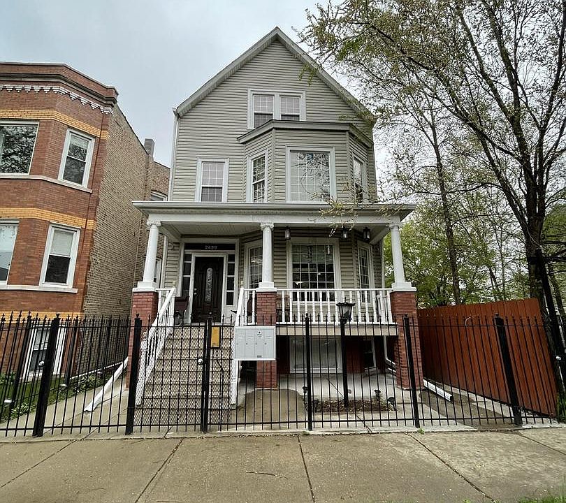1st image of 2439 N Avers Ave #B