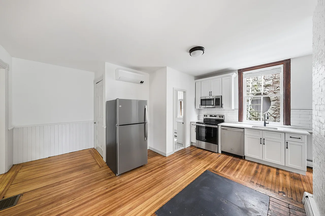 1 bed, 800 sqft, $1,875 — Photo 1
