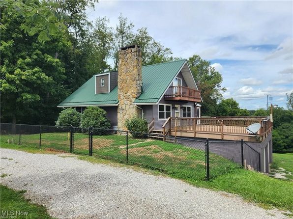 70336 Barton Rd, Saint Clairsville, OH 43950