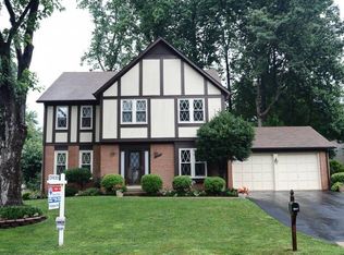 6061 Burnside Landing Dr, Burke, VA 22015