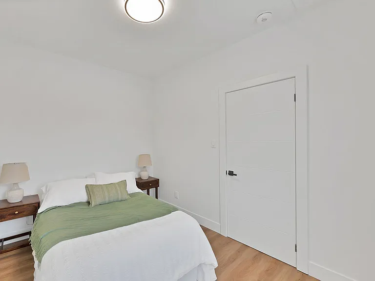 20 Hill St — Photo 6