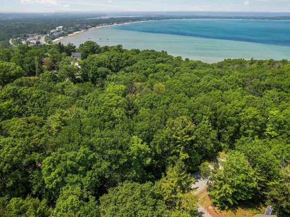 4513 Weathering Heights Rd #1-4, Traverse City, MI 49686