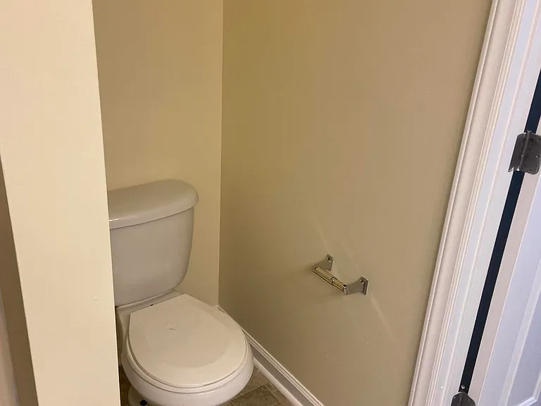 1007 Castle St #1 — Photo 11