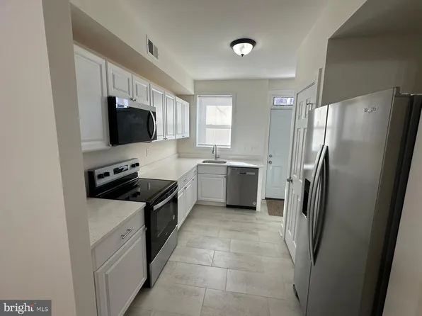 1220 N Potomac St, Baltimore, MD 21213