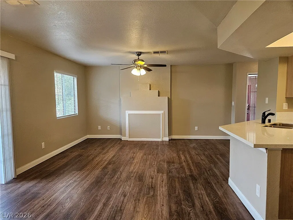 1 bed, 730 sqft, $1,195 — Photo 3