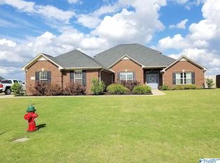 13382 Covington Dr, Athens, AL 35613