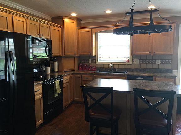 5th image of 132 Cordelia Dr