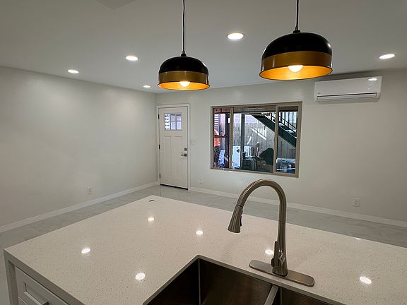 4th image of 4139 46th St APT 1