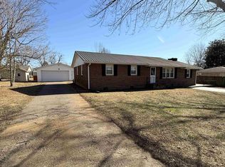 116 Willow St, Fredonia, KY 42411