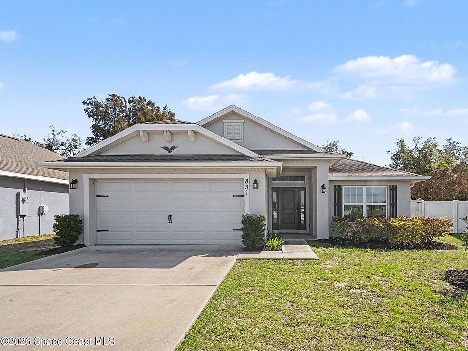 1st image of 831 Tupelo Cir