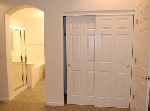 4th image of 409 Casselino Dr