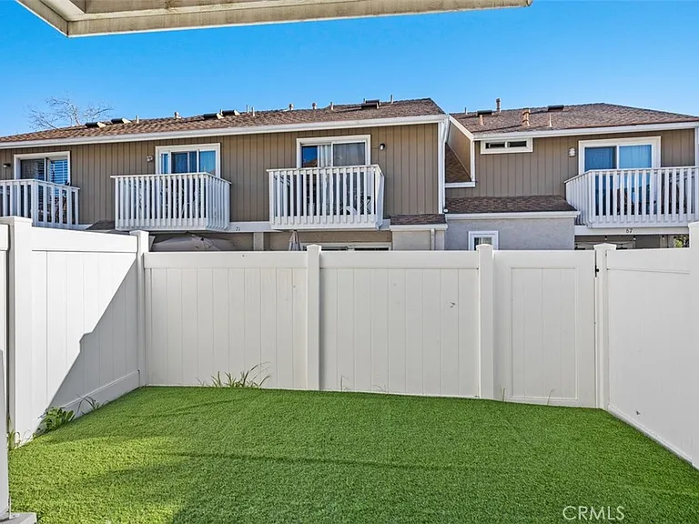 63 Bentwood Ln #63 — Photo 21