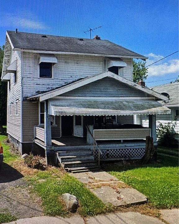 1st image of 630 Lafollette St