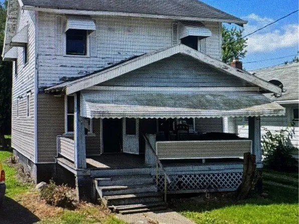 630 Lafollette St, Akron, OH 44311