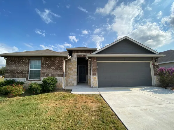 382 N Kowald Ln, New Braunfels, TX 78130