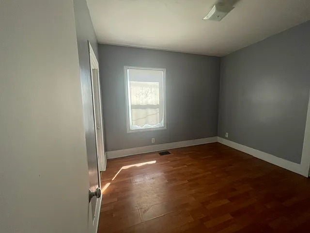 800 53rd Ave — Photo 2