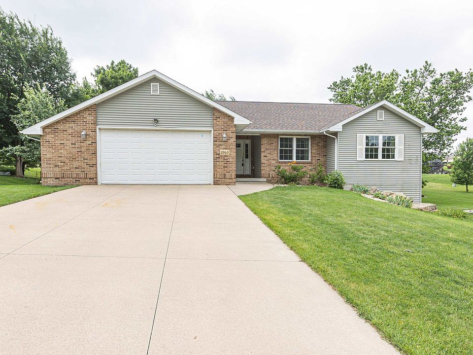 1st image of 1045 Cadillac Dr