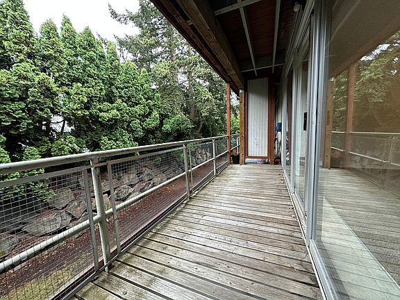 4th image of 14421 8th Ave SW APT 107