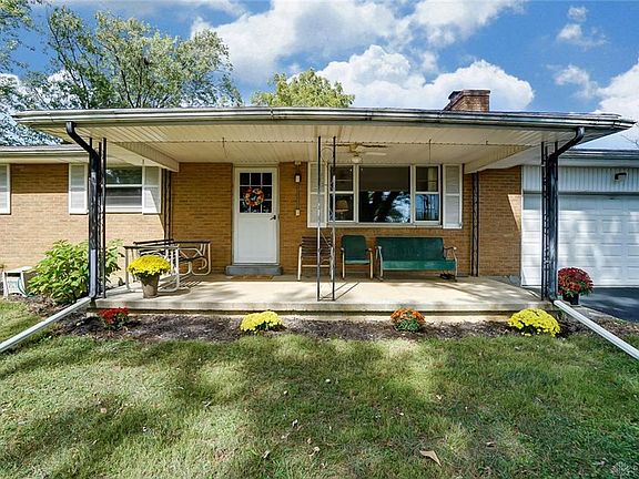 2nd image of 4501 Schwinn Dr