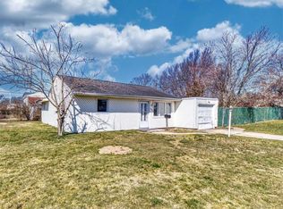 1040 Ocean Ave, Bay Shore, NY 11706