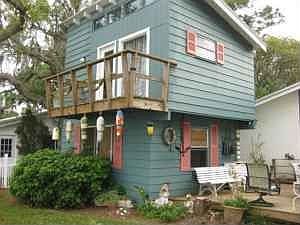 Guest House on Water