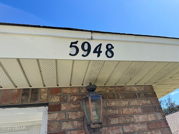 3rd image of 5948 Doraville Dr