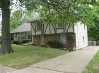 502 SW Murray Rd, Lees Summit, MO 64081