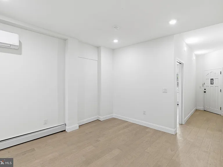 935 E Passyunk Ave #1 — Photo 13