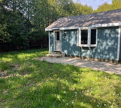 2nd image of 10287 Orchard Dr
