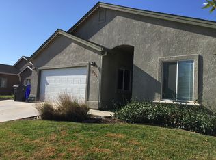 465 Springtime Ln, Red Bluff, CA 96080