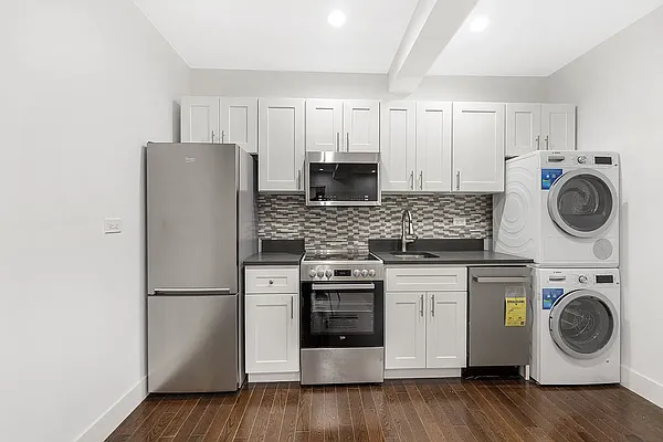 Rented by Compass | media 2