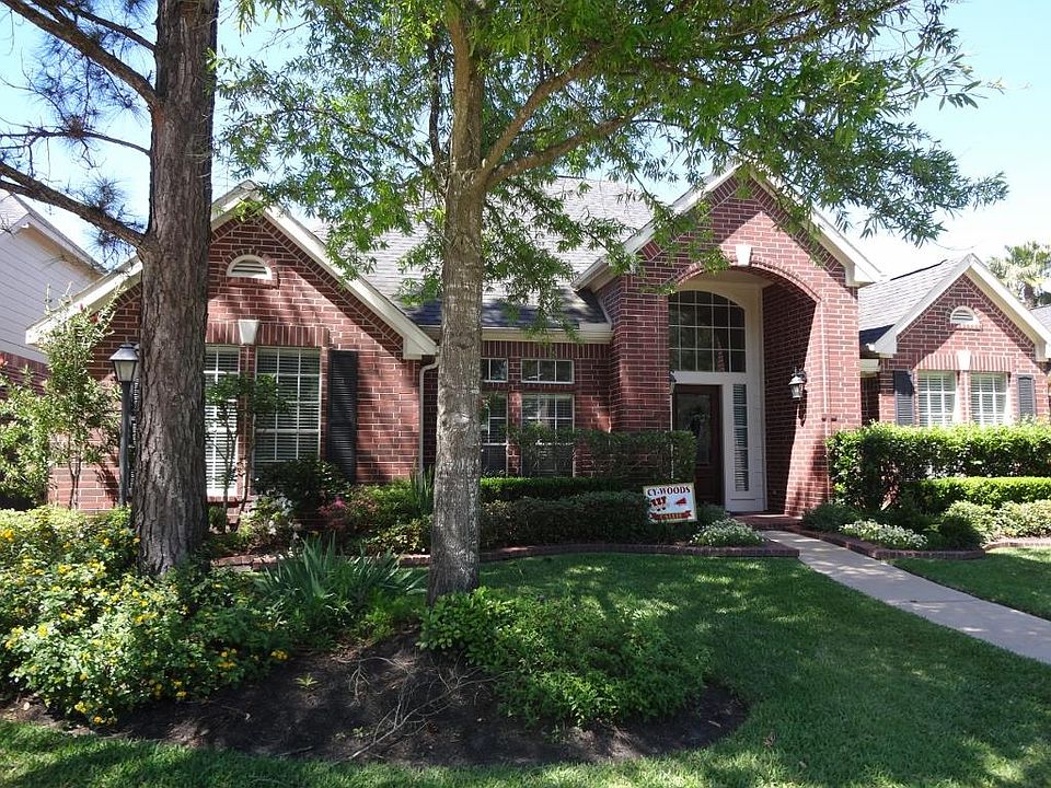 1st image of 16318 Destrehan Dr