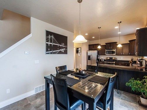5th image of 10984 S Greenvale Ct