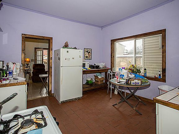 5th image of 2509 N Clybourn Ave
