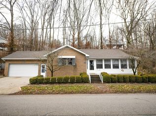 89 W Hillside Ave, Spencer, IN 47460