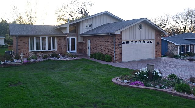 1st image of 9030 S 83rd Ct