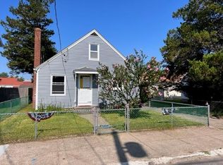 11 Dewey Ave, Pawtucket, RI 02861