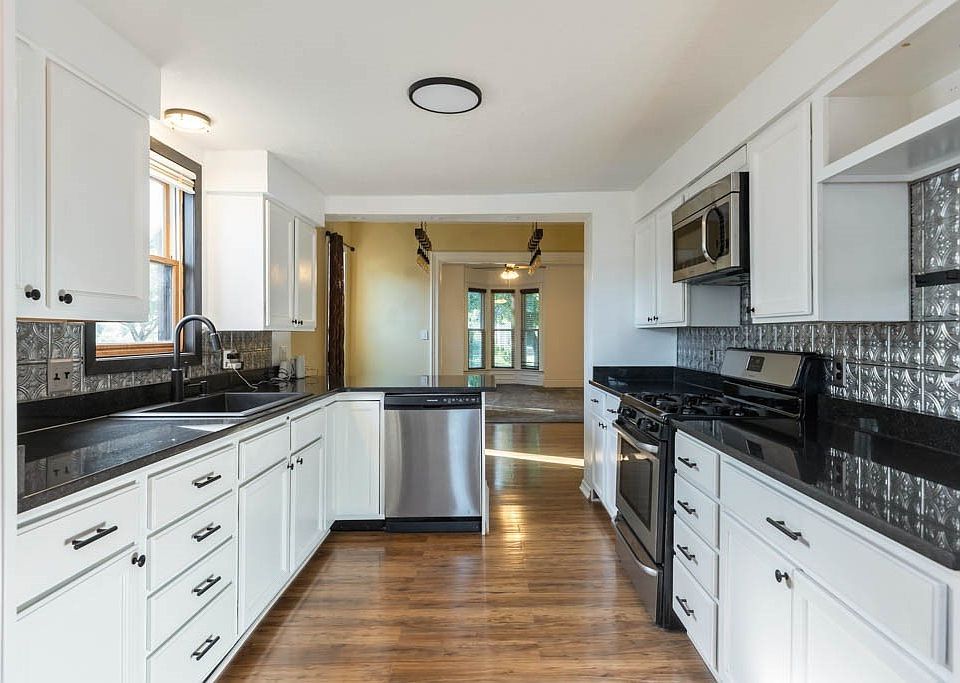 203 2nd St NE, Mitchellville, IA 50169 Zillow