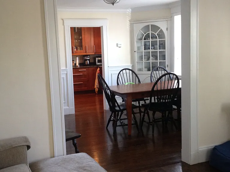 59 Olney St — Photo 2