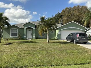 1836 SE Fallon Dr, Port Saint Lucie, FL 34983