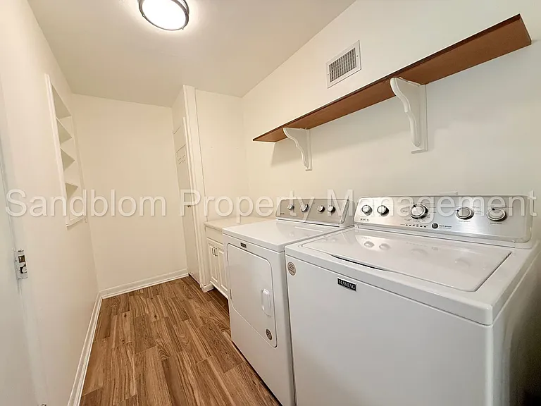 3737 E 37th Pl — Photo 23
