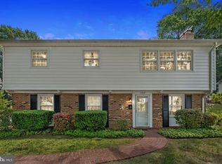 4209 Nutwood Way, Fairfax, VA 22032
