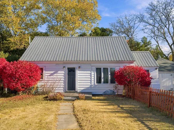 4 Markar Street, Nashua, NH 03060