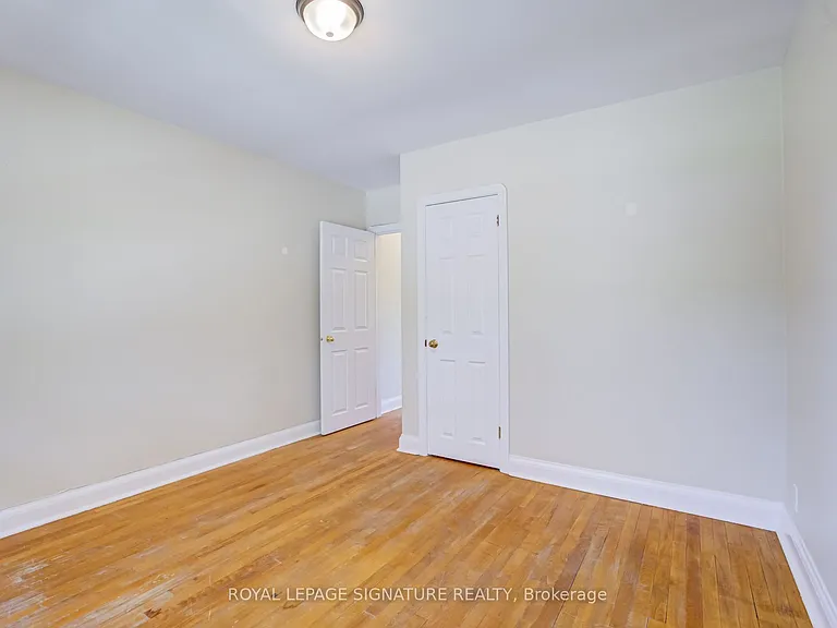 855 Simcoe St N #3 — Photo 20
