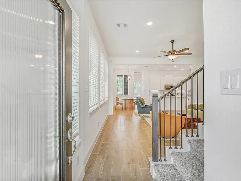 12754 Grayson County Dr — Photo 3