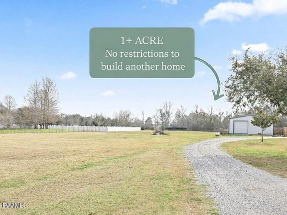 3rd image of 9917 Jefferson Island Rd